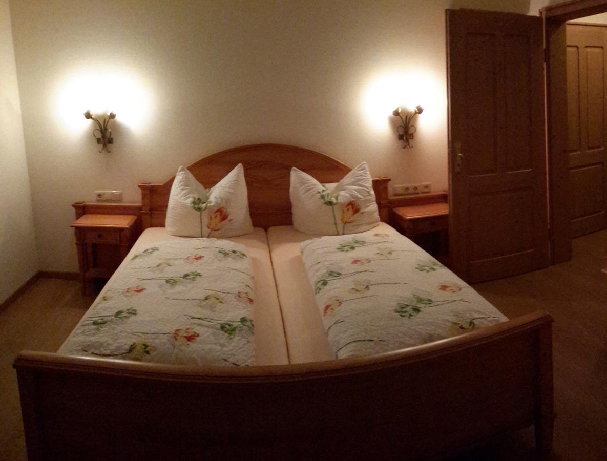 Hotel Gruner Hahn Schippach  Room photo